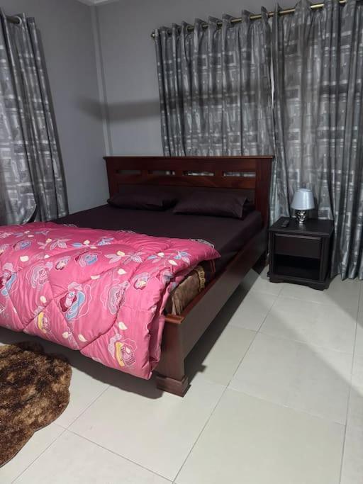 East Legon Luxury 2Bed Apt. W/ Free Wi-Fi Apartment Accra Bagian luar foto