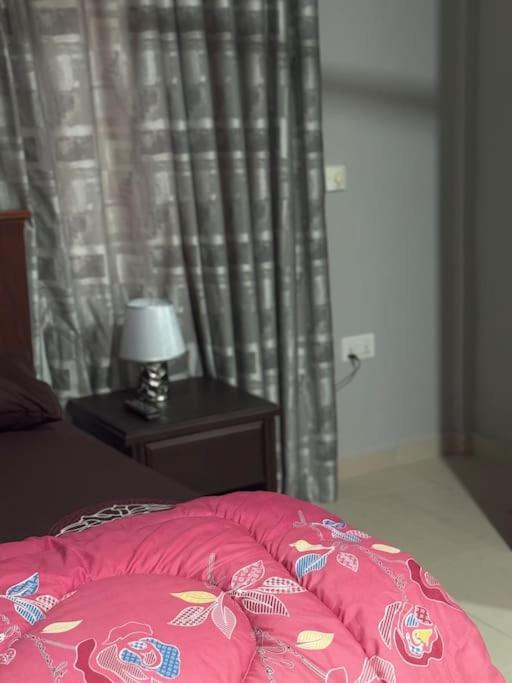 East Legon Luxury 2Bed Apt. W/ Free Wi-Fi Apartment Accra Bagian luar foto